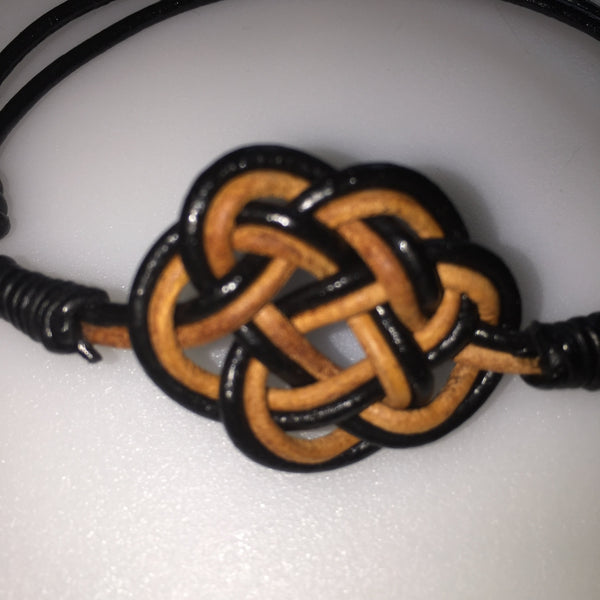 Leather cord bracelet, Celtic Cloud Knot, Triple tone leather